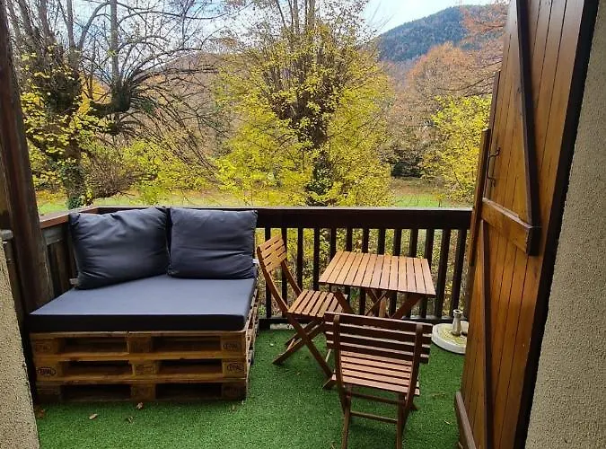 Tres Joli 4-6 Personnes Dans Luchon Apartamento